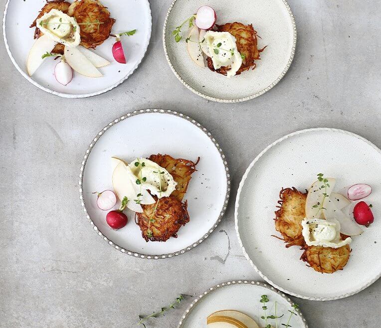 Recipe: »Latkes with Goat Cheese and Pear«