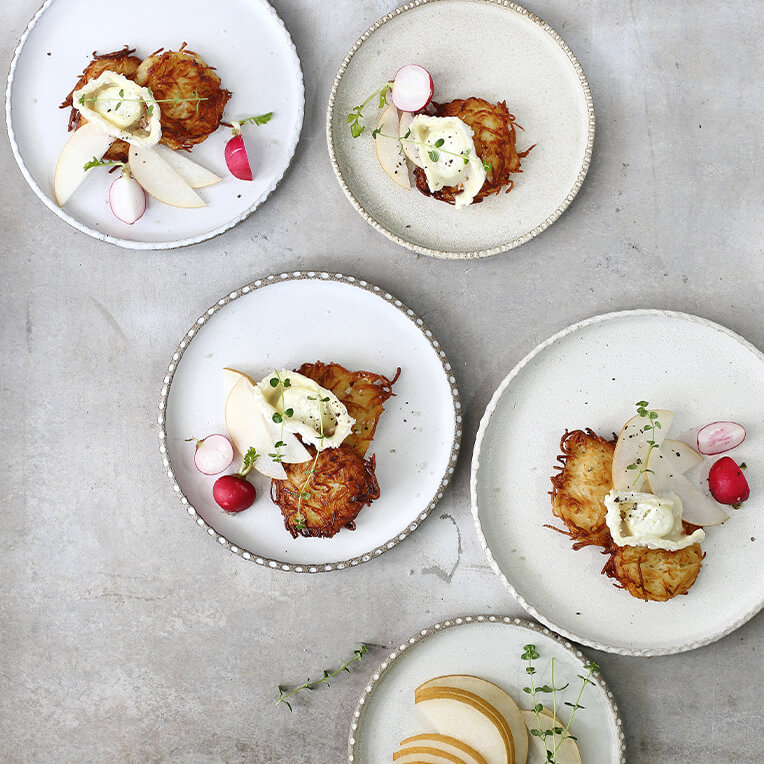Recipe: »Latkes with Goat Cheese and Pear«
