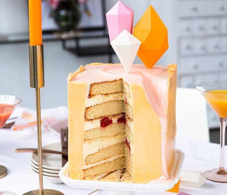 Tisch-Deko: Geometrische Cake Topper zum Selbermachen